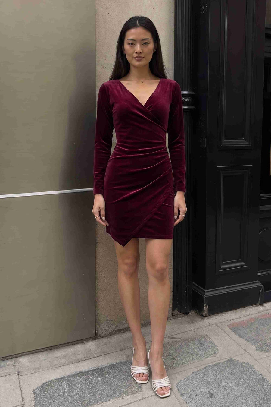 Bordo Asimetrik Etek Kadife Uzun Kollu Elbise
