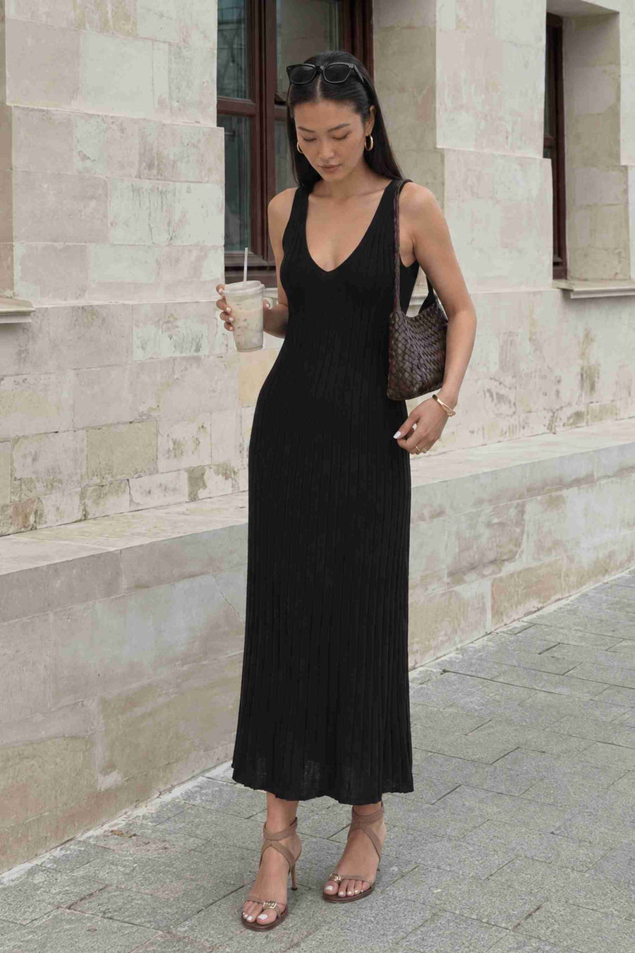 Siyah Askılı Triko Elbise